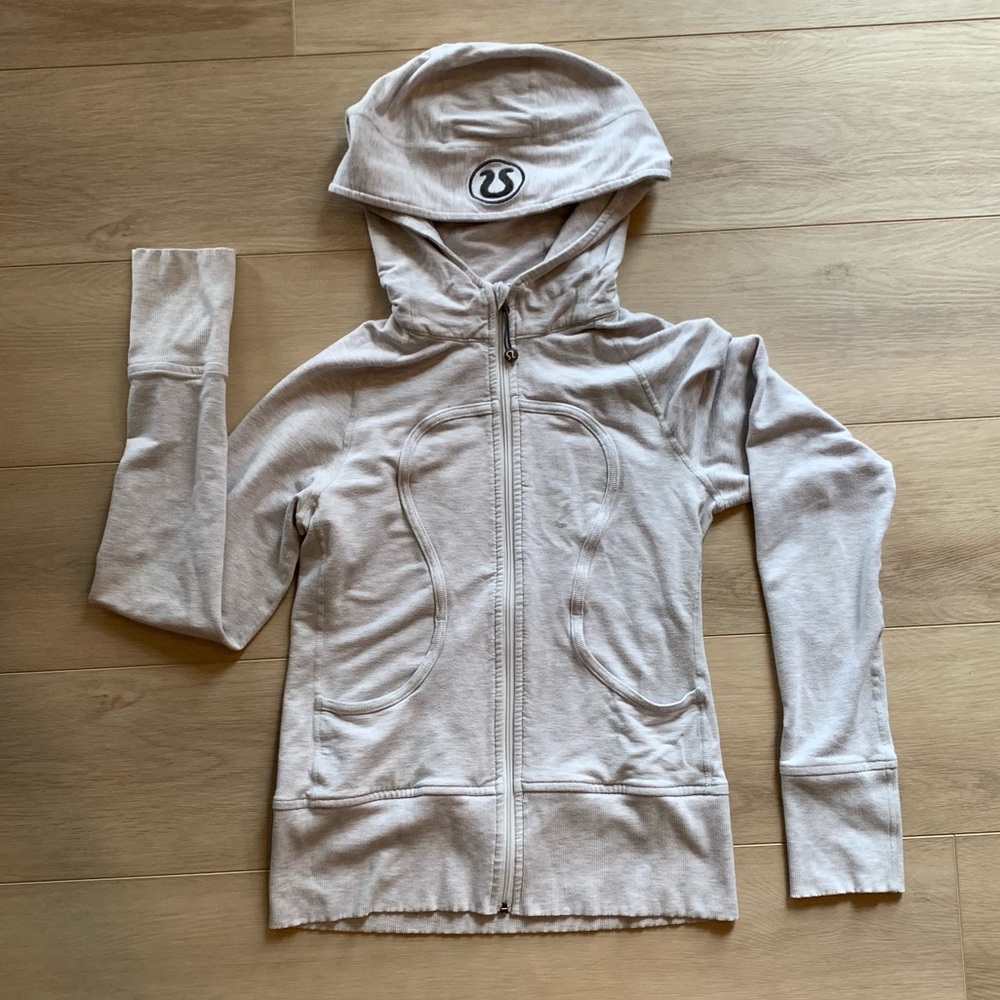 SOLD Lululemon lightweight hoodie